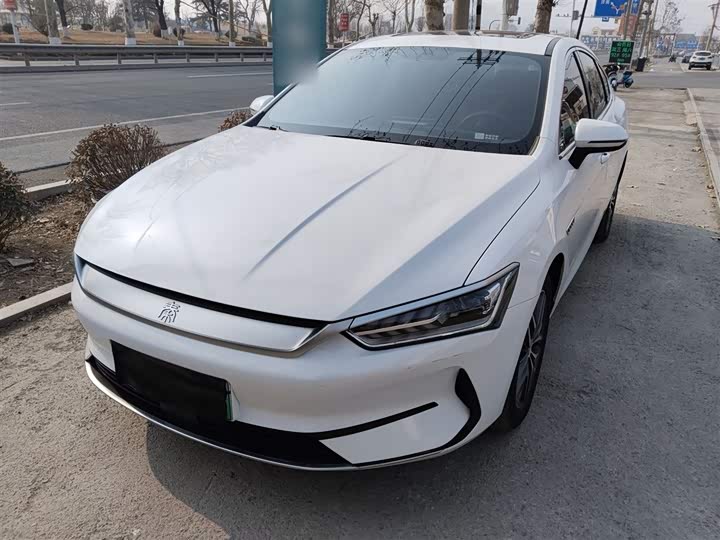 Фото 1 - BYD Qin Plus
