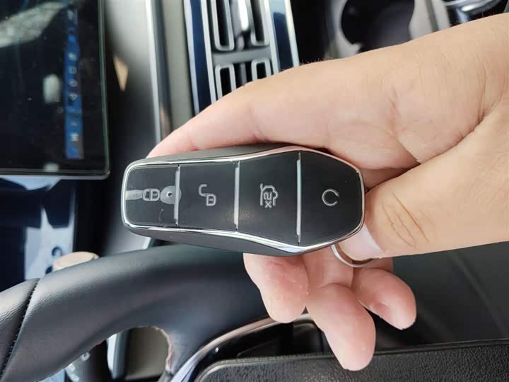 Фото 9 - BYD Qin Plus