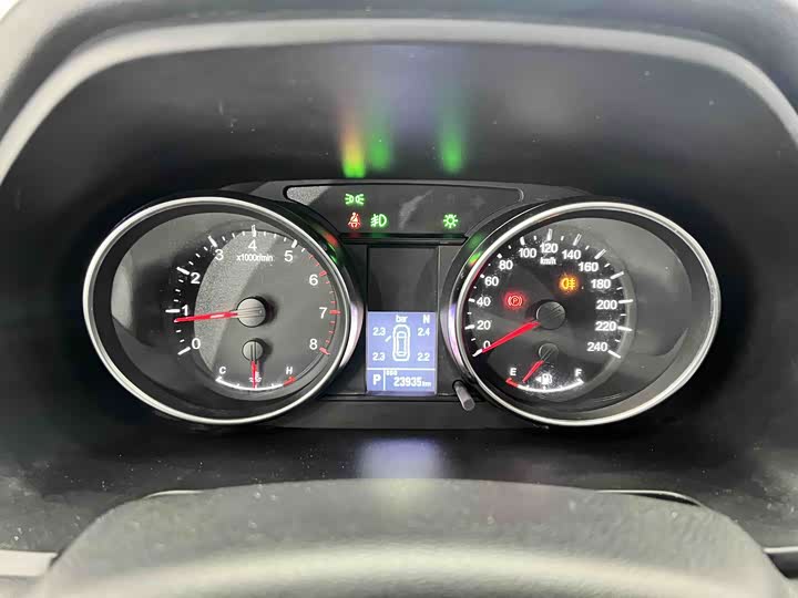 Фото 9 - Haval M6