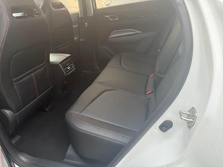 Фото 5 - Changan Oshan Z6