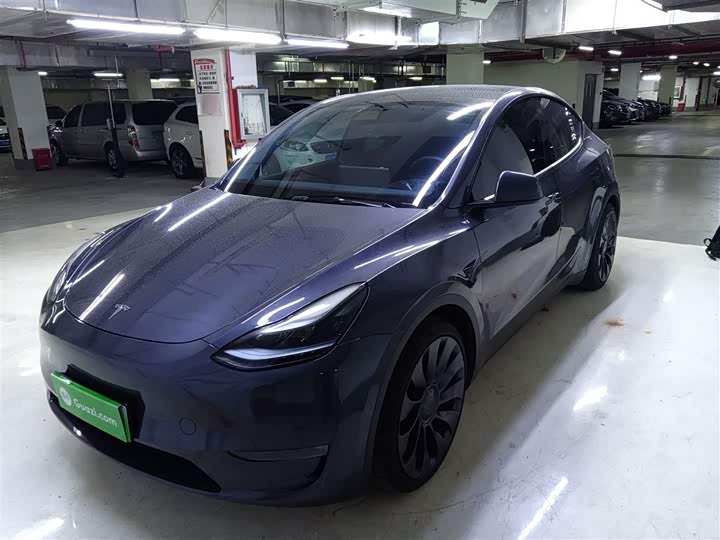 Фото 1 - Tesla Model Y