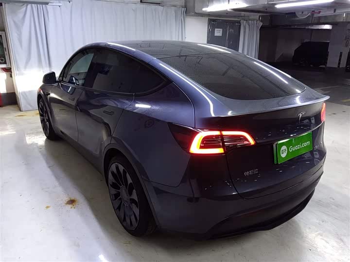 Фото 5 - Tesla Model Y