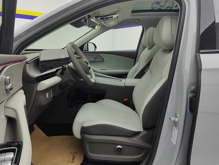 Фото 9 - Exeed RX C-DM Hybrid