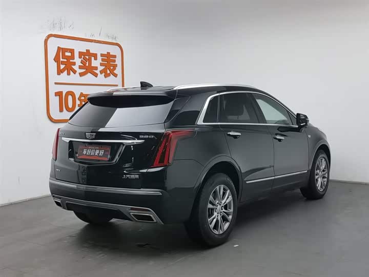 Фото 2 - Cadillac XT5