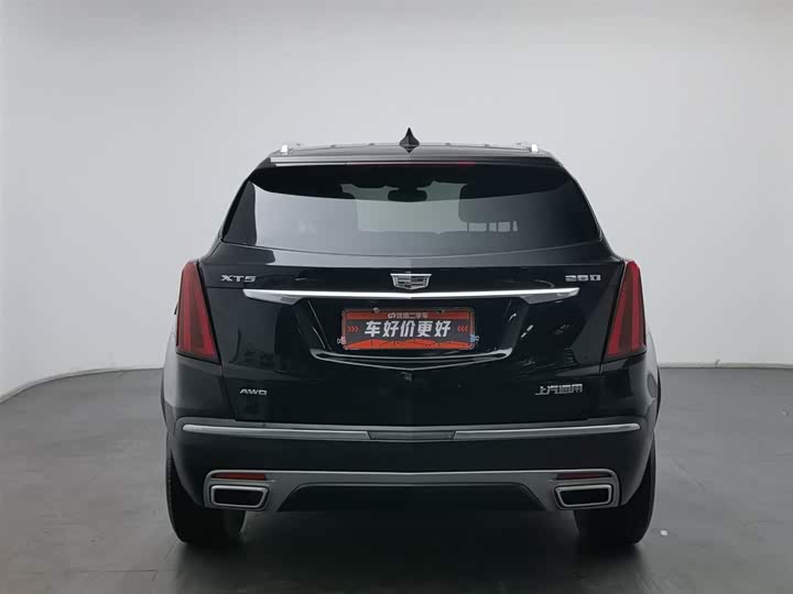 Фото 4 - Cadillac XT5