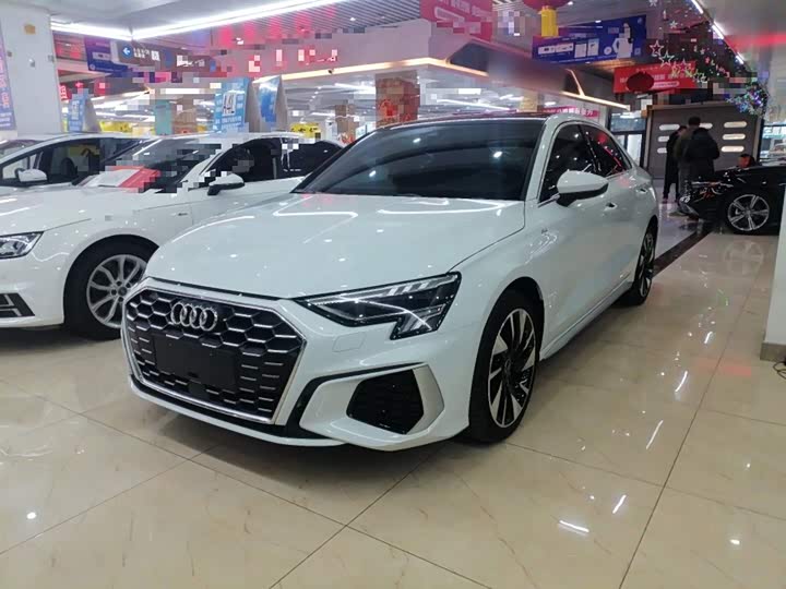 Фото 2 - Audi A3