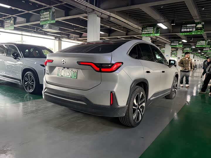 Фото 7 - Nio EC6