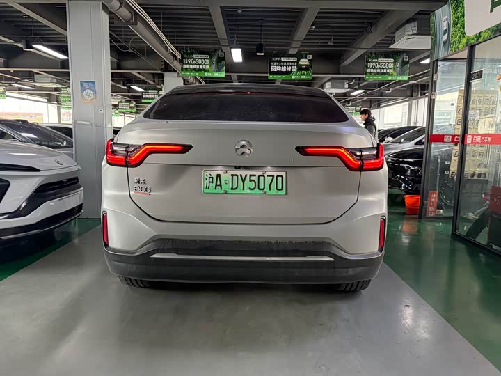 Фото 8 - Nio EC6