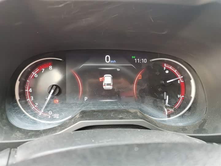 Фото 4 - Toyota RAV4