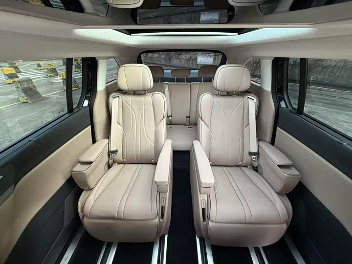 Фото 5 - XPeng X9