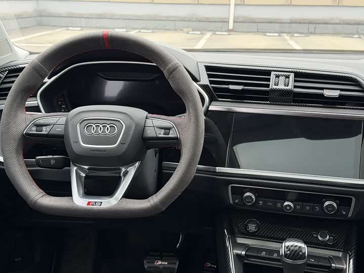 Фото 6 - Audi Q3