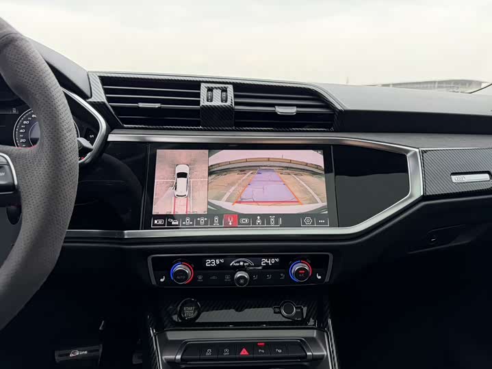 Фото 8 - Audi Q3