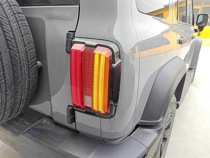 Фото 8 - Tank 300