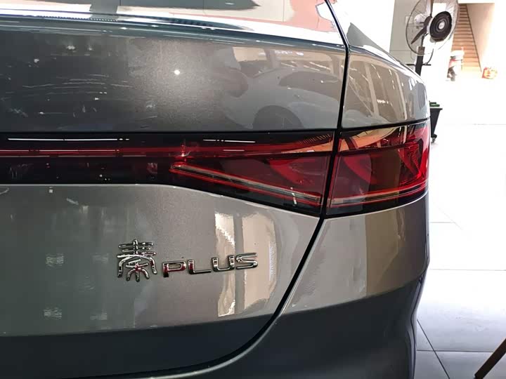 Фото 8 - BYD Qin Plus