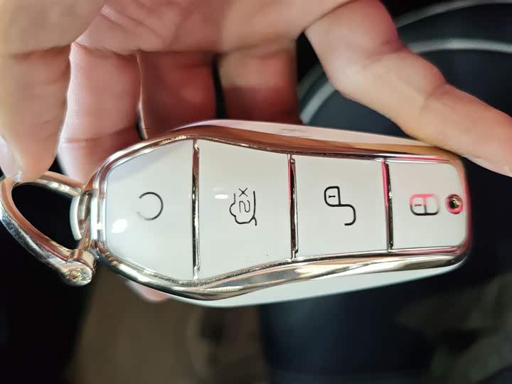 Фото 9 - BYD Qin Plus