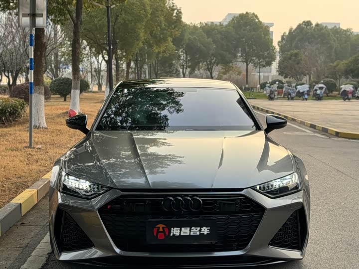 Фото 2 - Audi RS 7