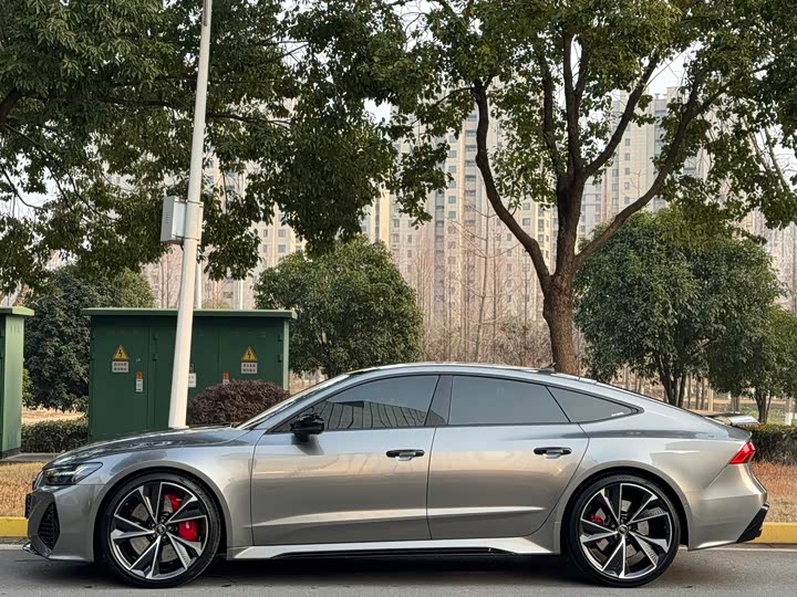 Фото 3 - Audi RS 7