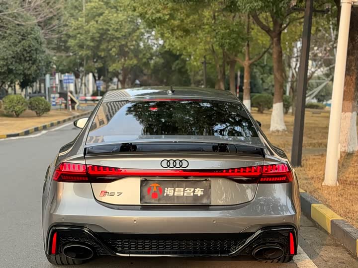Фото 5 - Audi RS 7
