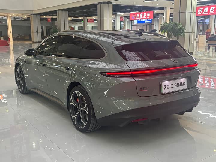 Фото 7 - Nio ET5T