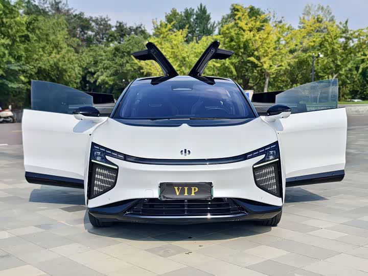 Фото 2 - HiPhi X