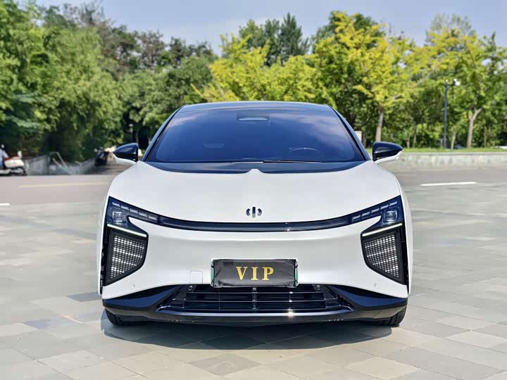 Фото 9 - HiPhi X