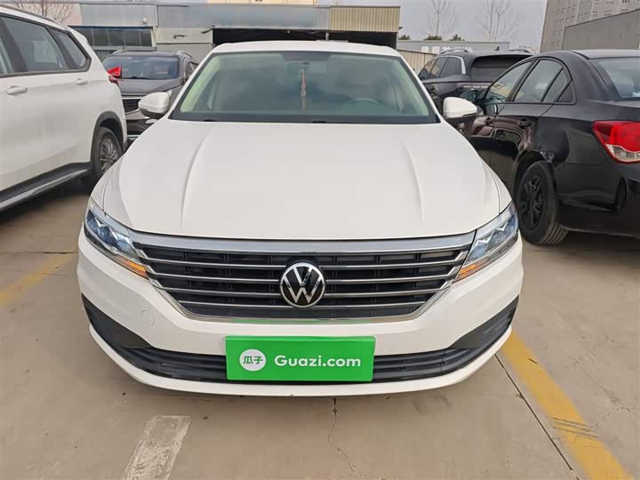 Фото 3 - Volkswagen Lavida