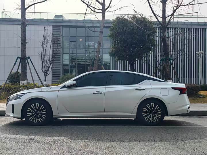 Фото 6 - Nissan Teana