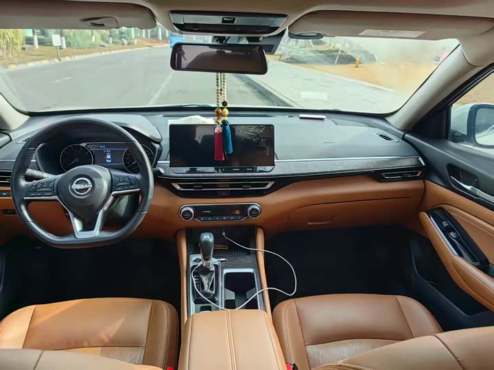 Фото 8 - Nissan Teana