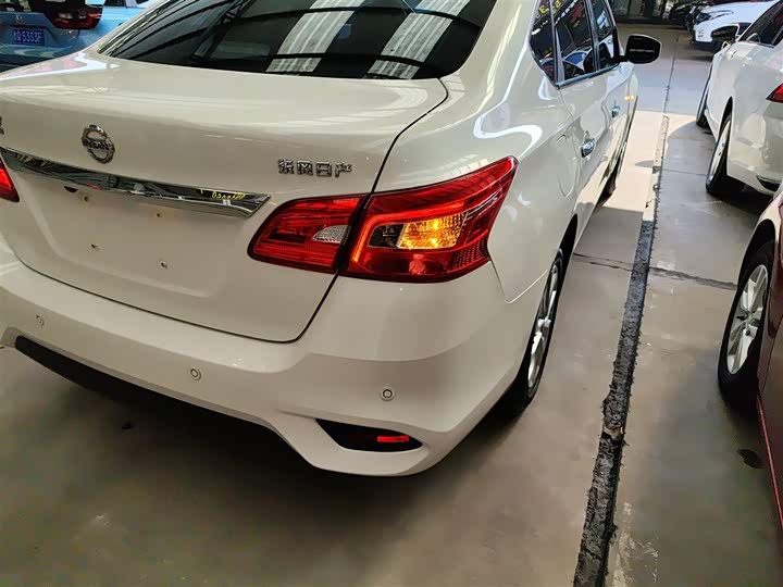 Фото 8 - Nissan Sylphy