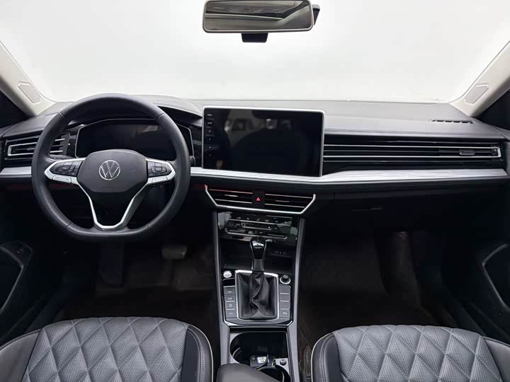 Фото 7 - Volkswagen Sagitar L