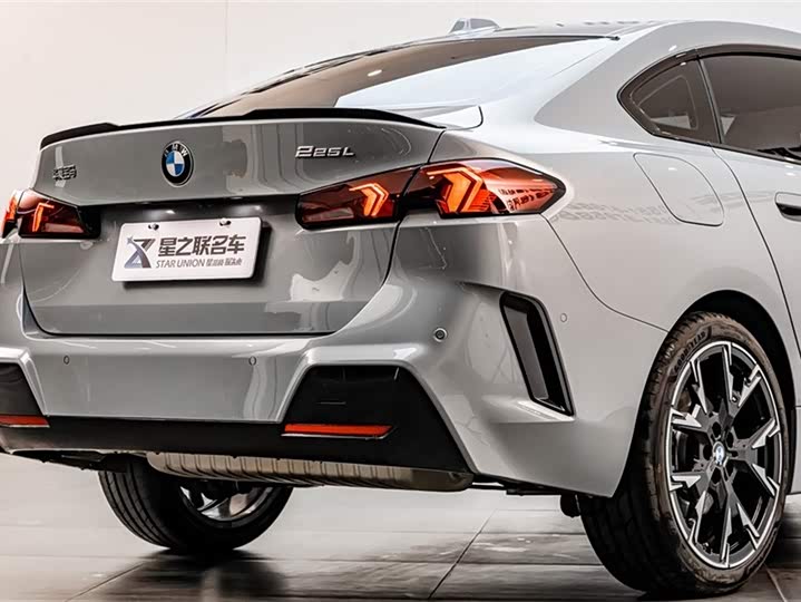 Фото 8 - BMW 2 Series