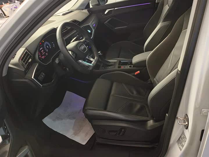 Фото 9 - Audi Q3 Sportback