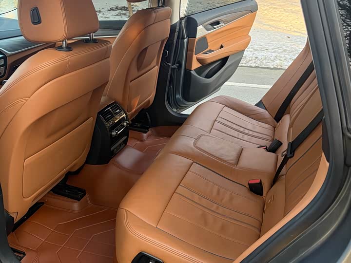 Фото 6 - BMW 6 Series GT