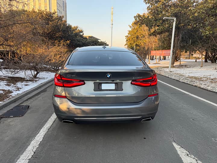 Фото 8 - BMW 6 Series GT