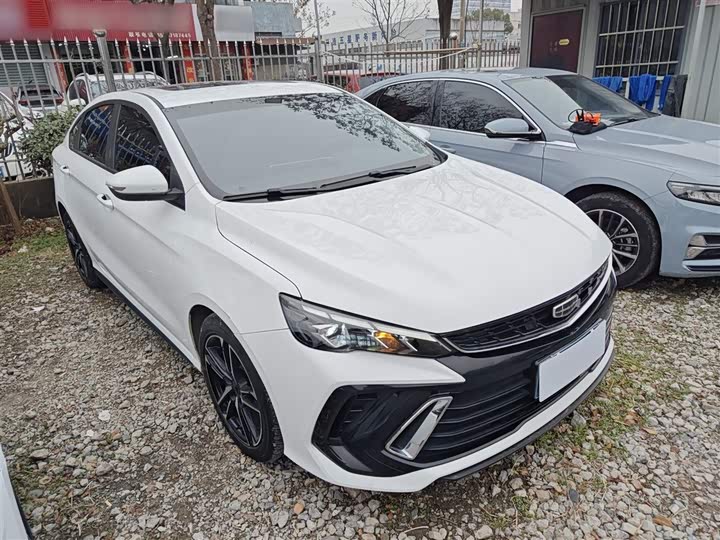 Фото 4 - Geely Binrui