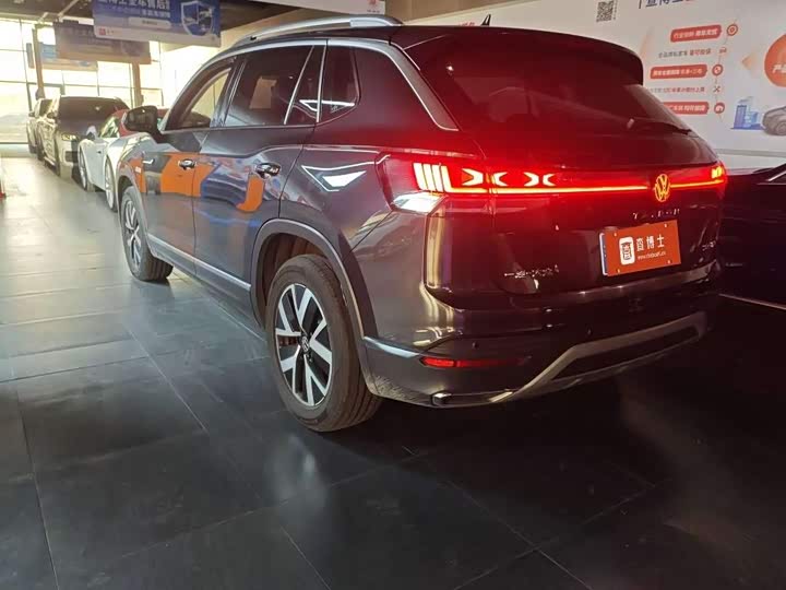 Фото 3 - Volkswagen Tayron