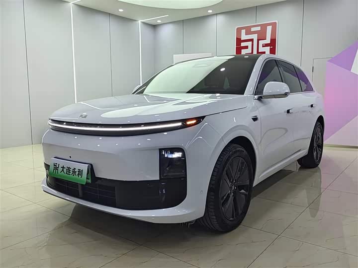 Фото 1 - LiXiang L6