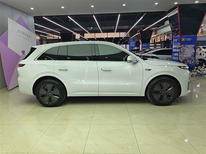 Фото 9 - LiXiang L6