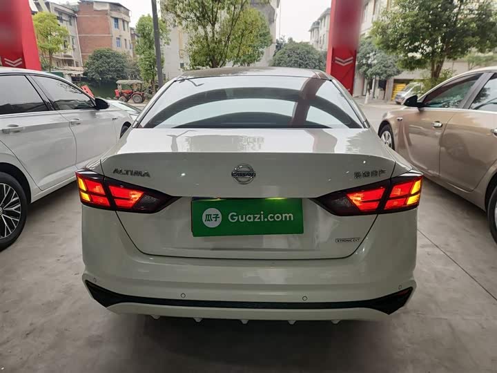 Фото 6 - Nissan Teana