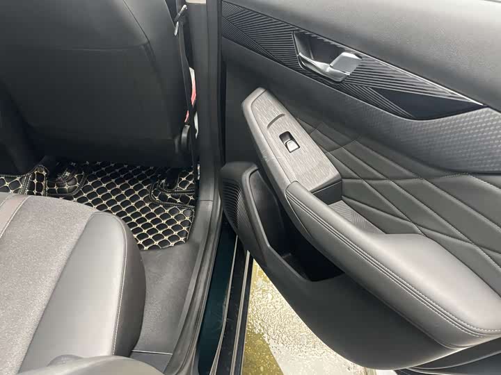 Фото 5 - Dongfeng Aeolus Yixuan Max