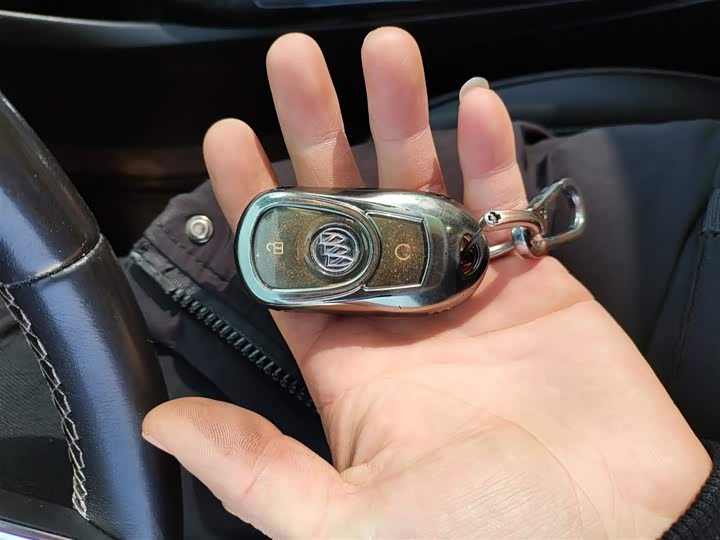 Фото 9 - Buick Encore GX