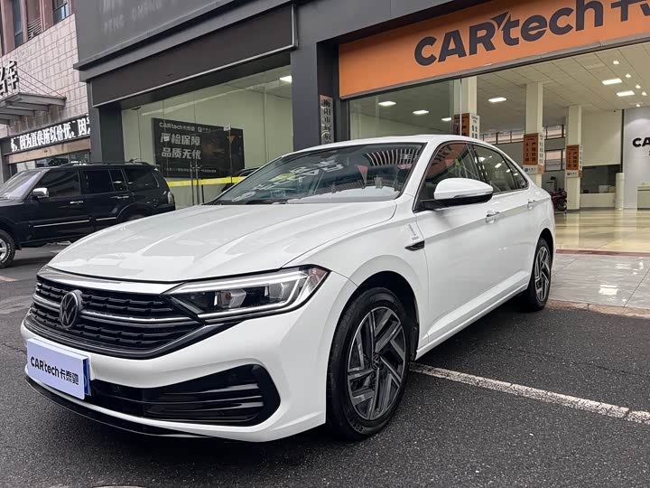 Фото 2 - Volkswagen Sagitar L