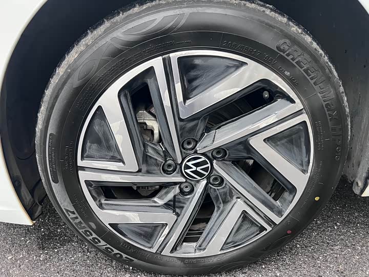 Фото 3 - Volkswagen Sagitar L