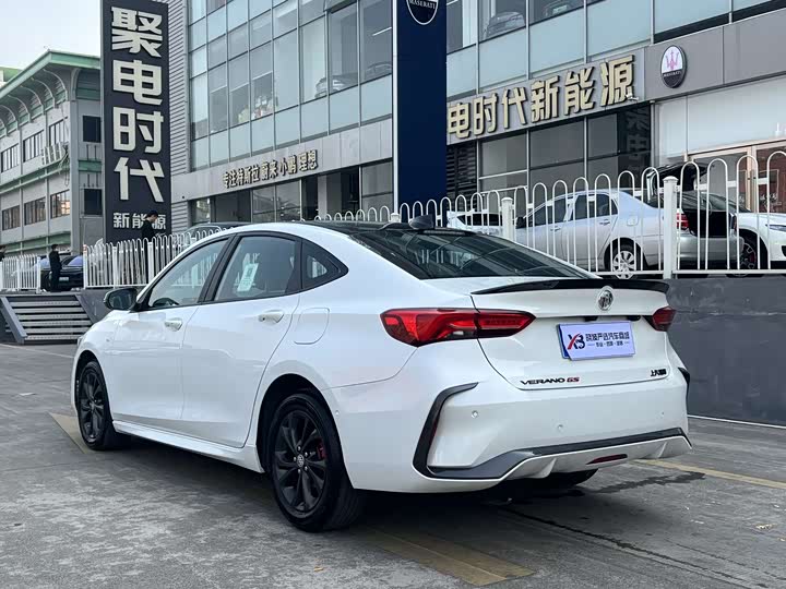 Фото 7 - Buick Verano