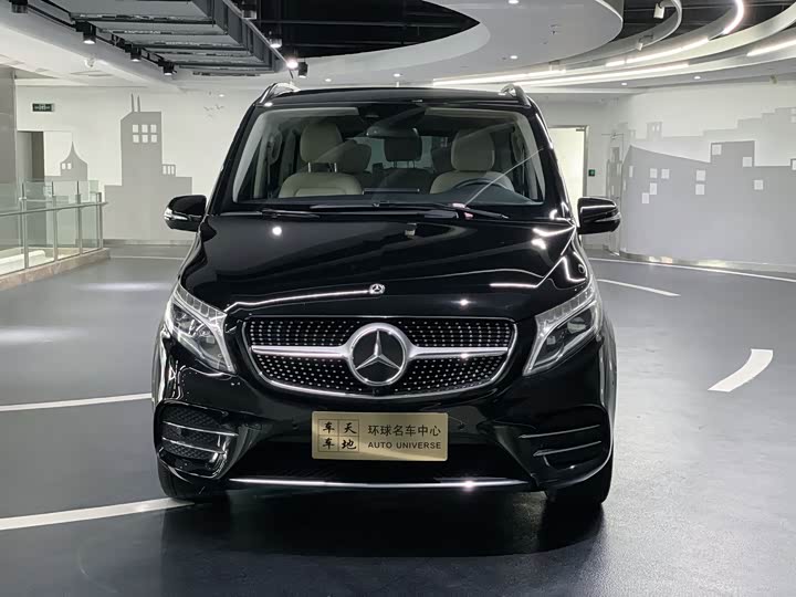 Фото 2 - Mercedes-Benz V-Class