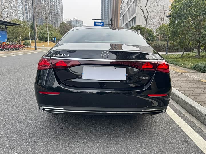 Фото 4 - Mercedes-Benz E-Class Hybrid