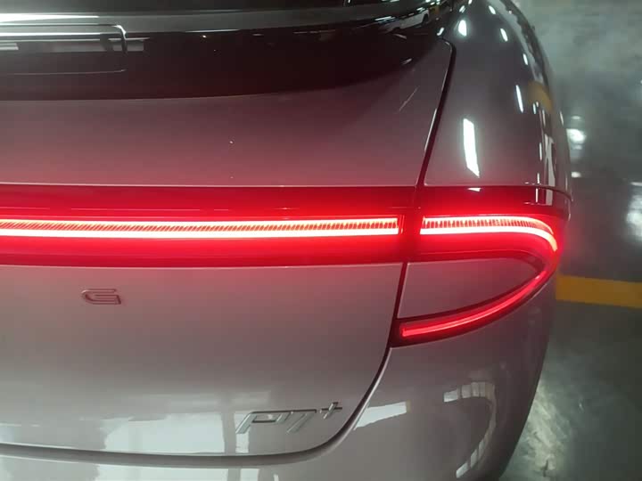 Фото 8 - XPeng F57