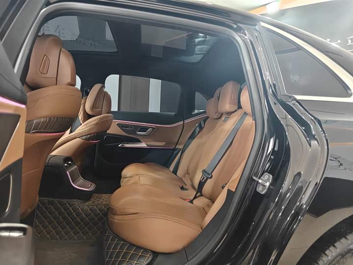 Фото 8 - Mercedes-Benz E-Class Hybrid