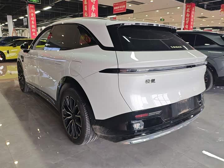 Фото 5 - Zeekr 7X