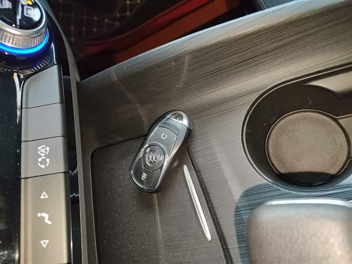 Фото 9 - Buick Velite 6